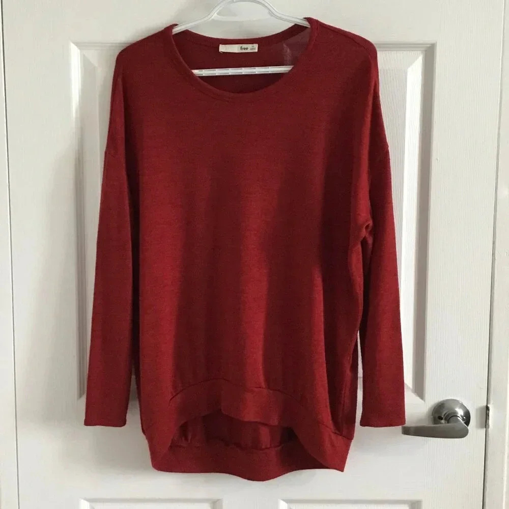 Wilfred Free long sleeve Red Oversized  Sweater Size XS